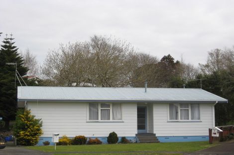 Photo of property in 7 Benbow Place, Westown, New Plymouth, 4310