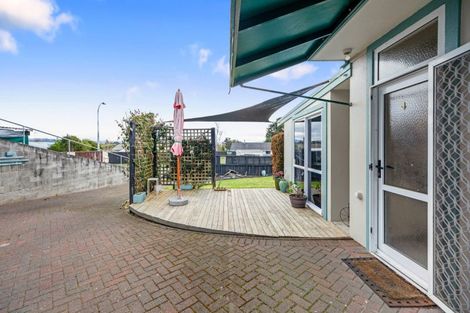 Photo of property in 4 Westwood Street, Bellevue, Tauranga, 3110