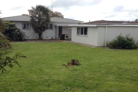 Photo of property in 4 Belvedere Crescent, Takaro, Palmerston North, 4412