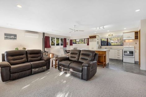 Photo of property in 2 Victoria Close, Picton, 7220