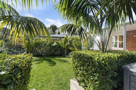 Photo of property in 222 Tukapa Street, Westown, New Plymouth, 4310