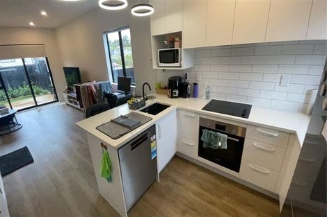 Photo of property in 1 Kiato Lane, Flat Bush, Auckland, 2019