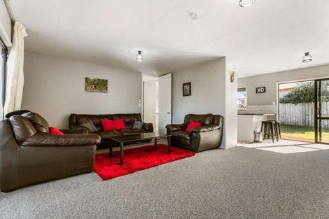 Photo of property in 2/155b Finlayson Avenue, Clendon Park, Auckland, 2103