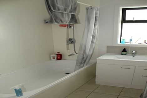Photo of property in 5/221 Mount Smart Road, Onehunga, Auckland, 1061