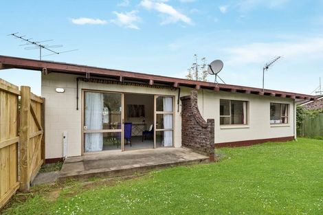 Photo of property in 20a Kindergarten Drive, Conifer Grove, Takanini, 2112