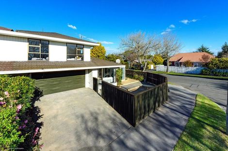 Photo of property in 1/6 Kent Lodge Avenue, Avonhead, Christchurch, 8042
