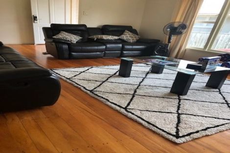 Photo of property in 2/34 Whitby Crescent, Mairangi Bay, Auckland, 0630