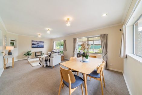 Photo of property in 3 Oak Street, Ebdentown, Upper Hutt, 5018