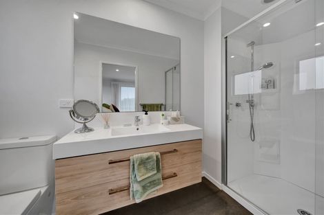 Photo of property in 10 Hawetaone Street, Bell Block, New Plymouth, 4312