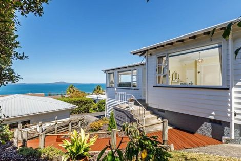 Photo of property in 848 Beach Road, Torbay, Auckland, 0630