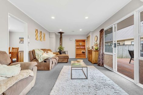 Photo of property in 4 Westbrook Place, Pomare, Rotorua, 3015