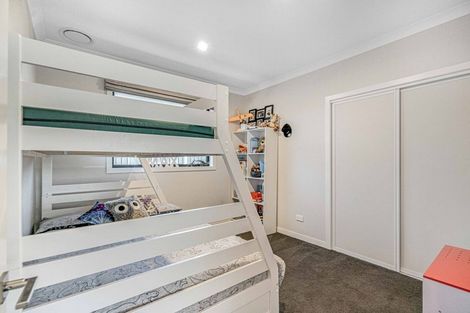 Photo of property in 15 Dollar Place, Prebbleton, 7604