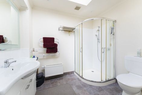 Photo of property in 67 Surrey Heights, Waihola, Outram, 9073