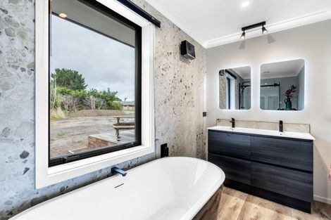 Photo of property in 89 Taiepa Road, Otatara, Invercargill, 9879