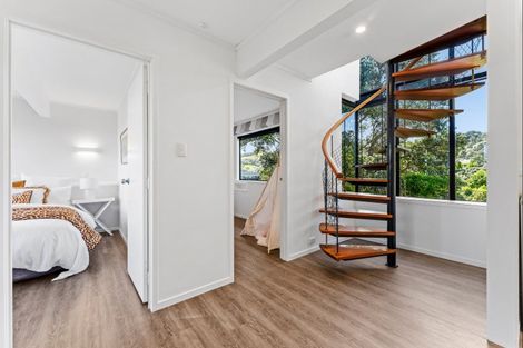 Photo of property in 61 Grand View Road, Leigh, 0985