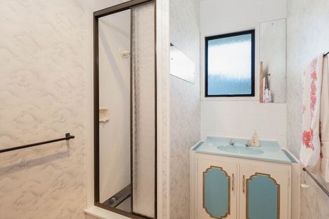 Photo of property in 24 Hinerau Grove, Waipahihi, Taupo, 3330