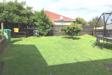 Photo of property in 32 Burundi Avenue, Clendon Park, Auckland, 2103