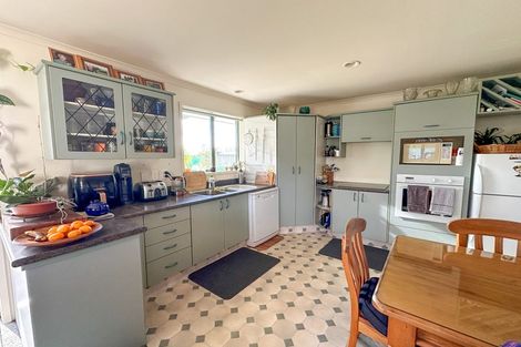 Photo of property in 77 Patons Rock Road, Patons Rock, Takaka, 7182