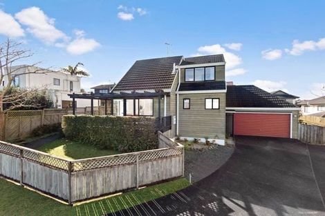 Photo of property in 16a Wilisa Rise, Goodwood Heights, Auckland, 2105