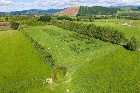 Photo of property in 140 Taylors Road, Otaki, 5583