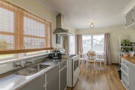 Photo of property in 131a Queen Street West, Levin, 5510