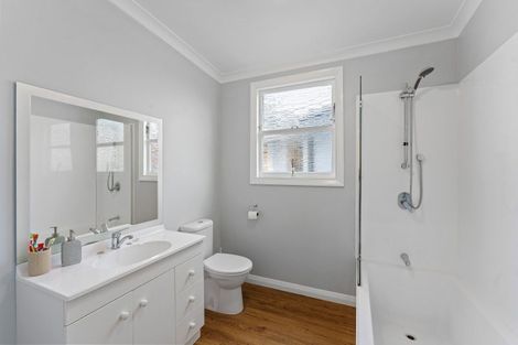 Photo of property in 25 Hillcrest Road, Raumati South, Paraparaumu, 5032