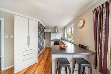 Photo of property in 80 Fraser Crescent, Elderslea, Upper Hutt, 5018