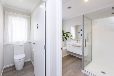 Photo of property in 94 Riverstone Drive, Riverstone Terraces, Upper Hutt, 5018