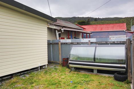 Photo of property in 11 Thompson Street, Greymouth, 7805