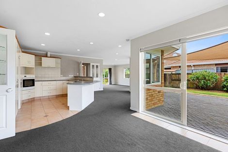 Photo of property in 39 Tuihana Drive, Papamoa Beach, Papamoa, 3118