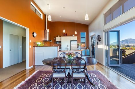 Photo of property in 6 Vaucluse Drive, Nukuhau, Taupo, 3330