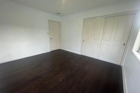 Photo of property in 3 Dainton Place, New Lynn, Auckland, 0600