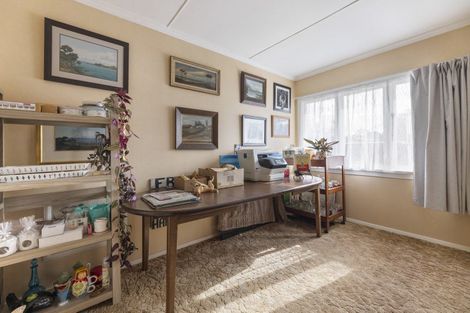 Photo of property in 5 Telfer Street, Balclutha, 9230