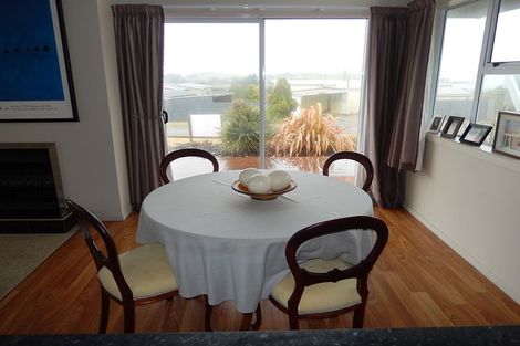 Photo of property in 7 Magdala Street, Kakanui, Oamaru, 9495