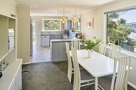 Photo of property in 14 Mills Road, Brooklyn, Wellington, 6021