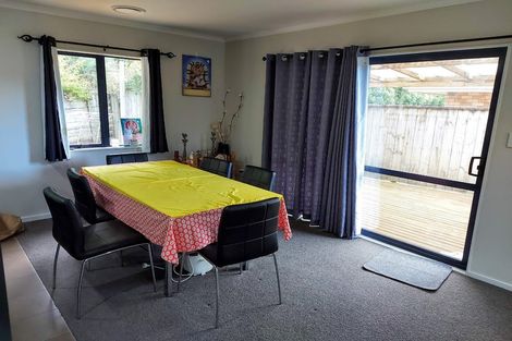 Photo of property in 20 Aragon Grove, Kingsley Heights, Upper Hutt, 5018