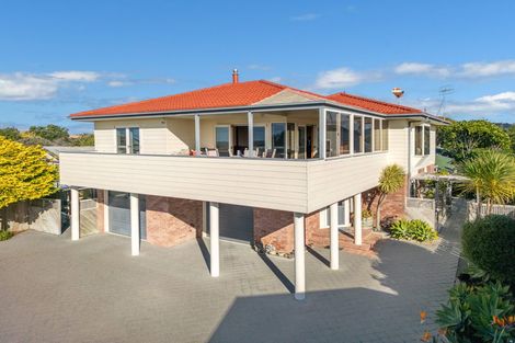 Photo of property in 630 Papamoa Beach Road, Papamoa Beach, Papamoa, 3118