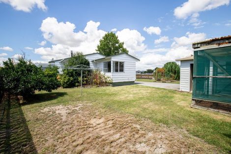 Photo of property in 14 Darlington Street, Ngatea, 3503