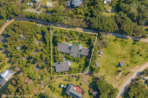 Photo of property in 3 Elizabeth Point Road, Kawau Island, 0920