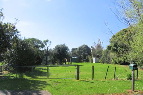 Photo of property in 2 Hilldale Crescent, Kuaotunu West, Whitianga, 3592