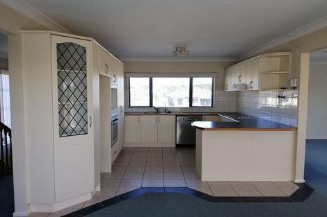 Photo of property in 59 Ransom Smyth Drive, Goodwood Heights, Auckland, 2105