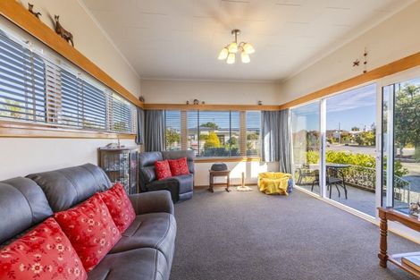 Photo of property in 11 Cassino Crescent, Onekawa, Napier, 4110