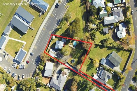 Photo of property in 125 Awaroa Road, Helensville, 0800