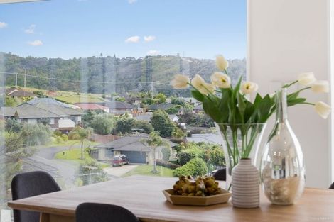 Photo of property in 9 Fern Court, Orewa, 0931