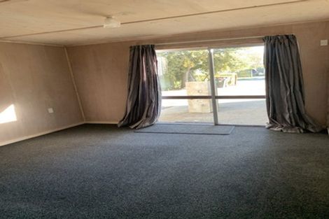 Photo of property in 6 Panama Street, Martinborough, 5711