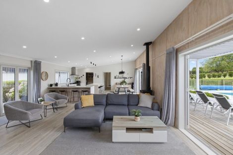 Photo of property in 114 Bombay Road, Bombay, 2675