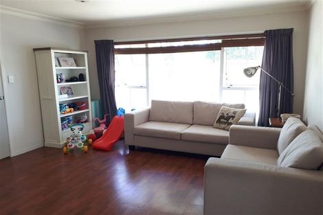 Photo of property in 2/46 Trinidad Road, Sunnynook, Auckland, 0620