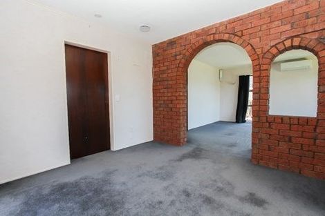 Photo of property in 22 Knightsbridge Place, Dinsdale, Hamilton, 3204