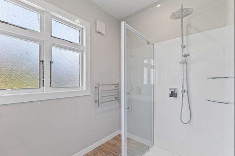 Photo of property in 13 Kings Drive, Levin, 5510