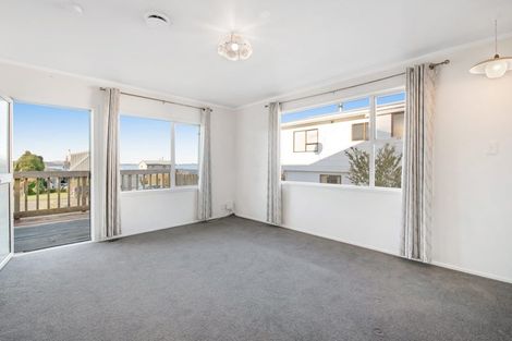 Photo of property in 11 Kawau View Road, Snells Beach, 0920